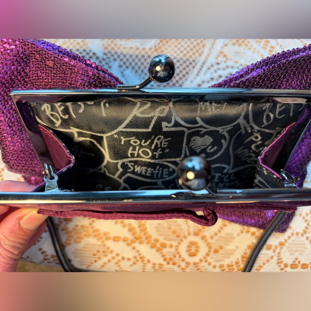 🎀Betseyville 💜 Betsey Johnson Purple Sequin Kiss-Lock Bow Clutch Purse - Picture 2 of 16